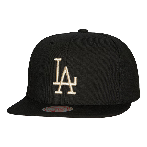 Men's Black Los Angeles Dodgers Cooperstown Collection Team Classic Snapback Hat - Front