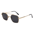 I-SEA Sara Gold / Onyx Polarized Lens (Side)